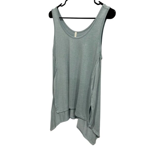 Gilli Womens Asymmetrical Hem Sleeveless Tank Top Blue Knit Sz Small - Picture 3 of 8